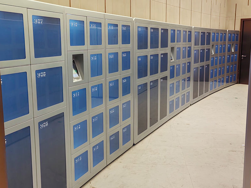  Beijing Shougang "Hyper Body Space" Face Recognition Intelligent Deposit Cabinet Debugging Completed